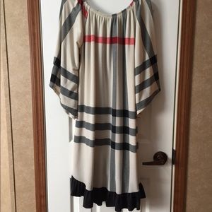 Plaid dress, Medium. Free w any purchase. Mention!